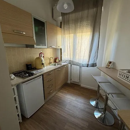Vicstreet Metastasio Apartman *